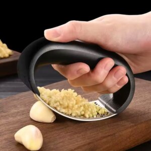هراسة ثوم garlic press